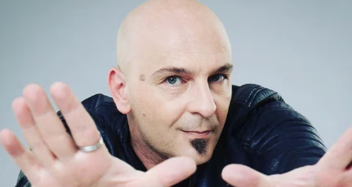 EL PERIODISTA ALEXIS PUIG FUE INTERNADO DE URGENCIA