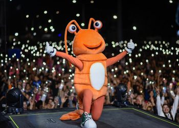 BEVANS: «ANOCHE FUE UNA GRAN FIESTA ADENTRO Y AFUERA DEL PUERTO»