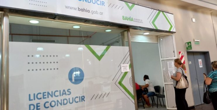 NO SE ESTÁN DANDO TURNOS EN BAHÍA PARA LAS LICENCIAS DE CONDUCIR