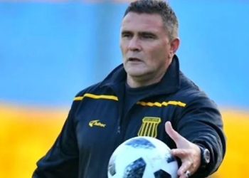 ARNALDO SIALLE DEJO DE SER EL ENTRENADOR DE COMUNICACIONES Y VUELVE A GUILLERMO BROWN DE PUERTO MADRYN