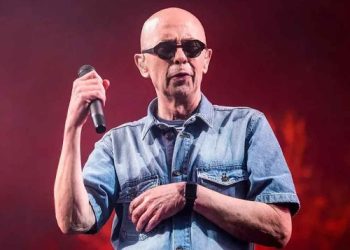 EL INDIO SOLARI ANUNCIO UN NUEVO RECITAL DE LOS FUNDAMENTALISTAS