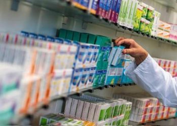 ADVIERTEN SOBRE LOS RIESGOS DE LA VENTA LIBRE DE MEDICAMENTOS