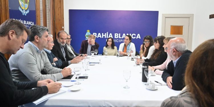 SCHEFFER: «LA PLANTA COMO ESTÁ DISEÑADA NO ESTÁ PREPARADA PARA TRATAR ALGAS»