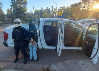 POR PORTACION DE ARMA Y DROGA FUE APREHENDIDO UN MOTOCICLISTA