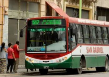 LAS EMPRESAS DE COLECTIVO PIDEN LLEVAR EL BOLETO A $1400 EN BAHIA BLANCA