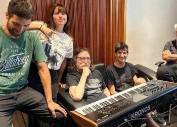 CHARLY GARCIA FIRMO CONTRATO PARA EDITAR SU ESPERADO NUEVO DISCO