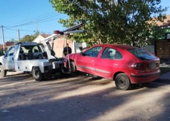 FUE DETENIDA LUEGO DE CHOCAR E INTENTAR HUIR