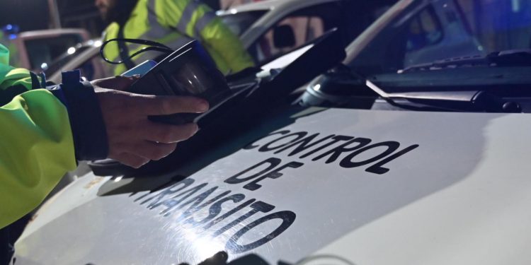 CONTROLES DE TRÁNSITO: 22 ALCOHOLEMIAS POSITIVAS Y 140 SECUESTROS DE VEHÍCULOS