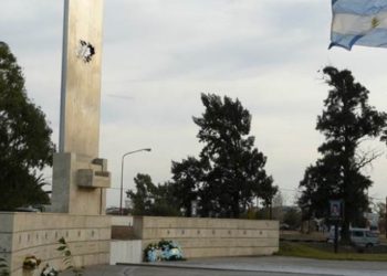 INVITACIÓN AL ACTO DE VETERANOS Y CAÍDOS EN MALVINAS