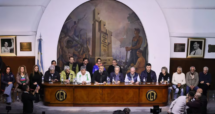 ADORNI CUESTIONÓ A LA CGT TRAS NO CUMPLIR SU OBJETIVO CON EL PARO