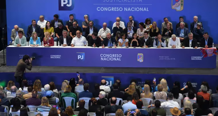 EL PJ SE REUNIRÁ LA SEMANA QUE VIENE PARA PONERLE FECHA A LA ELECCIÓN Y ARMAR LA MESA DE ACCIÓN POLÍTICA