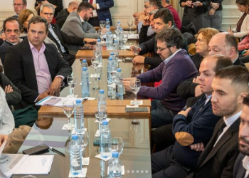 REYES: «NO CREO QUE LA LEY BASES TENGA QUE VER CON ESTA IDEA DE IR A RÍO NEGRO, LOS BONAERENSES TENEMOS QUE DEFENDER EL PROYECTO PARA BAHÍA”