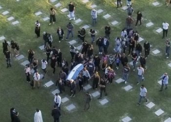 LAS HIJAS DE MARADONA PIDIERON LLEVAR EL CUERPO DEL ÍDOLO A UN MAUSOLEO EN PUERTO MADERO