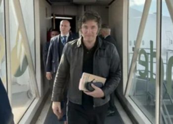 MILEI UTILIZARÁ POR PRIMERA VEZ EL AVIÓN QUE COMPRO ALBERTO FERNÁNDEZ