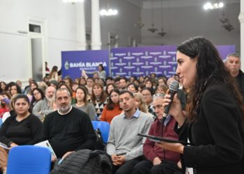 COMENZÓ «FORTALECER REDES», UN CICLO PARA MEJORAR LA ARTICULACIÓN PÚBLICO-PRIVADA EN BAHÍA