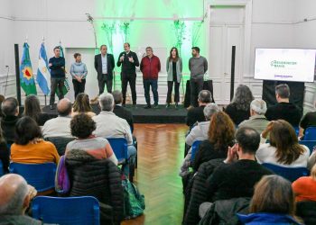 CONFIRMARON LA PLANTACIÓN DE LOS PRIMEROS 10 MIL ÁRBOLES EN LA CIUDAD