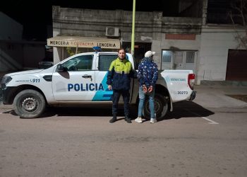 AGREDIÓ A SU PAREJA Y A VECINOS Y QUEDÓ APREHENDIDO