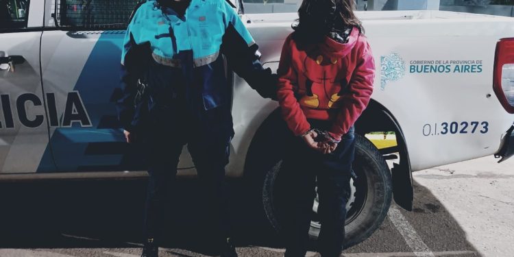 DOS APREHENDIDOS POR DISTURBIOS EN LA CALLE