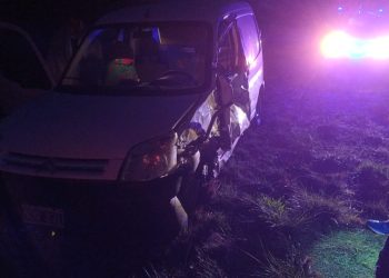 UNA CAMIONETA IMPACTÓ CONTRA DOS CAMIONES