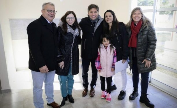 KICILLOF ENTREGÓ 28 VIVIENDAS Y ANUNCIÓ LA CONSTRUCCIÓN DE OTRAS 38 CASAS EN TORNQUIST