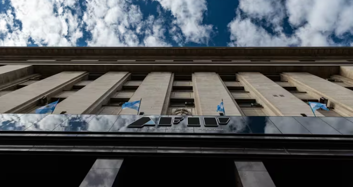 LUEGO DE TRES MESES DE CAÍDA, LA RECAUDACIÓN IMPOSITIVA AUMENTÓ POR ENCIMA DE LA INFLACIÓN EN MAYO