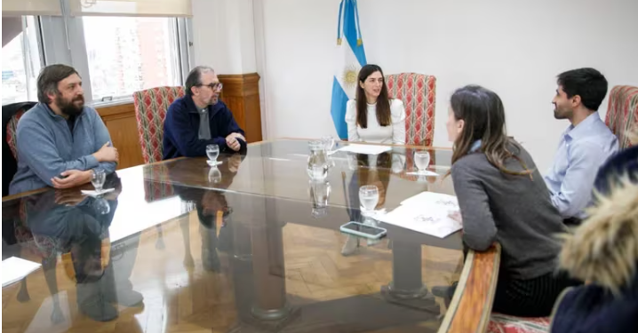 EL GOBIERNO RECIBIÓ A LA CÚPULA DE CÁRITAS PARA ACERCAR POSTURAS SOBRE LA GESTIÓN DE LAS POLÍTICAS ALIMENTARIAS