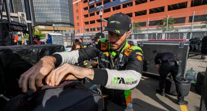 EN ESTADOS UNIDOS PUSIERON EN DUDA EL FUTURO DE CANAPINO EN LA INDYCAR