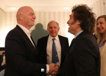 EL GOBIERNO ULTIMA LOS DETALLES PARA LA POSTULACIÓN DE ARGENTINA COMO SEDE DEL MUNDIAL 2030