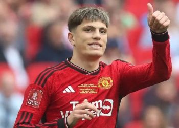 GARNACHO ESTÁ NOMINADO A GANAR EL GOLDEN BOY Y EN LA LISTA HAY DOS ARGENTINOS MÁS