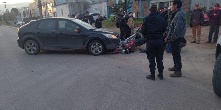 MARTES ACCIDENTADO EN BAHÍA, DOS HOSPITALIZADOS Y CUATRO ASISTENCIAS