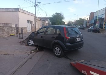 UN HOSPITALIZADO Y UN VEHÍCULO SECUESTRADO, ENTRE LO MÁS DESTACADO DE UN VIERNES ACCIDENTADO