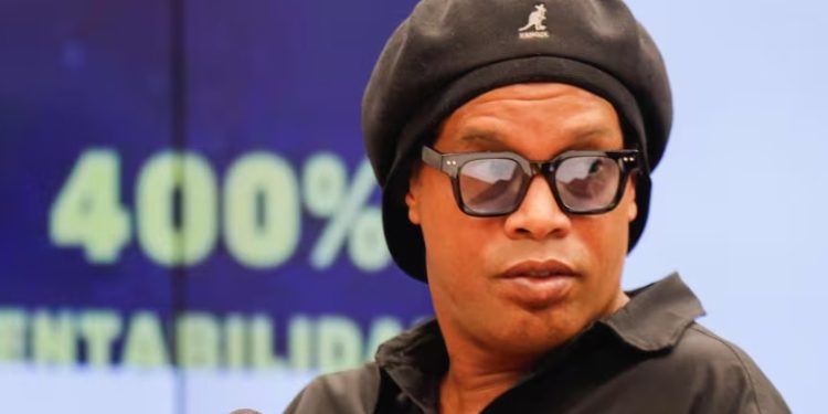 RONALDINHO ARMA UNA CONFUSIÓN TERRIBLE DESPUÉS DE HABER CRITICADO DURAMENTE AL SELECCIONADO DE BRASIL