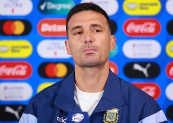 LIONEL SCALONI NO CONFIRMÓ EL EQUIPO PERO DIO LA PISTA DE LEANDRO PAREDES DE CARA AL DEBUT DE LA SELECCIÓN ARGENTINA EN LA COPA AMÉRICA 2024
