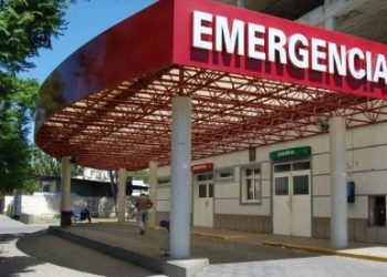 UN HOMBRE DISCUTIÓ CON DOS DESCONOCIDOS Y LO HIRIERON DE BALA