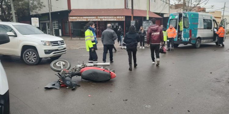 CUATRO HOSPITALIZADOS EN UNA TARDE ACCIDENTADA EN BAHÍA