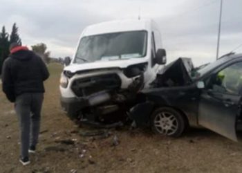 CHOQUE EN LA ROTONDA DE CERRI: HOSPITALIZARON A UN MENOR Y UNA MUJER