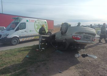 VOLCÓ EN LA ROTONDA DE LA RUTA NACIONAL 3 Y PEDRO PICO