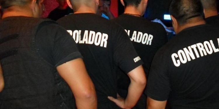 ETCHEPARE: «UNO DE LOS CONTROLADORES ASISTIÓ AL JOVEN QUE ESTABA TIRADO EN LA ESQUINA DEL BOLICHE»