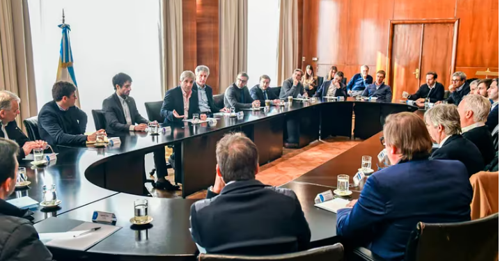 LUIS CAPUTO: «JULIO VA A TENER LA INFLACIÓN MÁS BAJA EN LO QUE VA DEL AÑO»