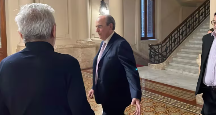 CON FRANCOS A LA CABEZA, EL GOBIERNO ACTIVA EL CONSEJO DE MAYO Y BUSCA AGRUPAR A LOS EMPRESARIOS