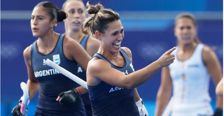 LAS LEONAS VENCIERON A ESPAÑA Y MALIGNO TORRES SE ILUSIONA CON UNA MEDALLA