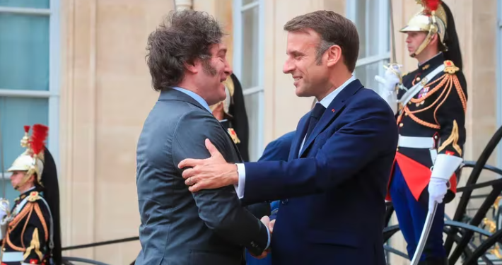 JAVIER MILEI SE REÚNE CON EMMANUEL MACRON ANTES DE LA INAUGURACIÓN DE LOS JUEGOS OLÍMPICOS