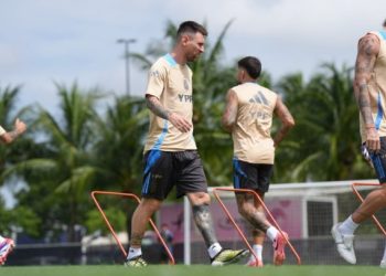 MESSI VOLVIÓ A LOS ENTRENAMIENTOS CON LA SELECCIÓN: ¿LLEGA A LOS CUARTOS DE FINAL?