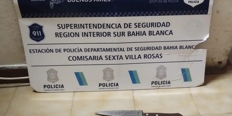 DOS APREHENDIDOS POR ROBAR UNA MOTO DE UNA CASA