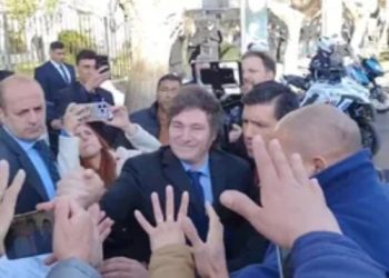 DESDE SAN JUAN, MILEI RESPALDÓ A PETTOVELLO Y ACUSÓ A LA IZQUIERDA DE «EMPOBRECER AL PAÍS»