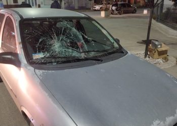 UN AUTO IMPACTÓ A UN CICLISTA EN CALLE AV. ARIAS Y 1810