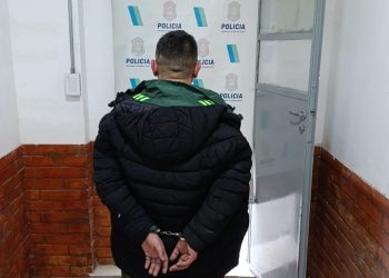 DETUVIERON A UN HOMBRE QUE ROBÓ ELEMENTOS DE VARIAS VIVIENDAS