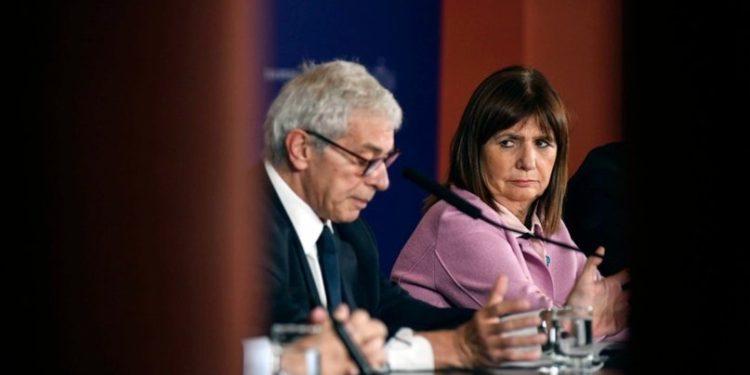 CÚNEO LIBARONA Y BULLRICH PRESENTARON EL PROYECTO DE LEY DE JUICIO EN AUSENCIA PARA DELITOS GRAVES