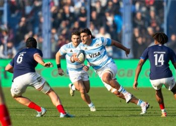 LOS PUMAS CERRARON LA SERIE ANTE FRANCIA CON UN TRIUNFO POR 33 A 25 EN VÉLEZ