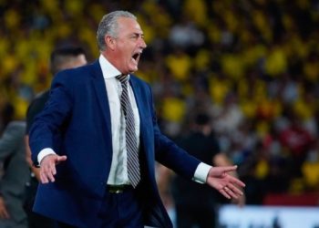 GUSTAVO ALFARO SERÁ TÉCNICO DE OTRA SELECCIÓN Y REEMPLAZARÁ A UN ARGENTINO